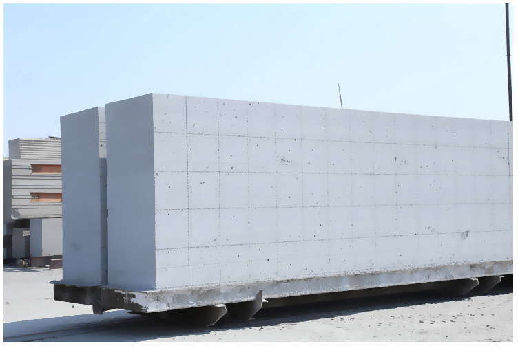 厂家加气块 加气砌块 轻质砖气孔结构及其影响因素